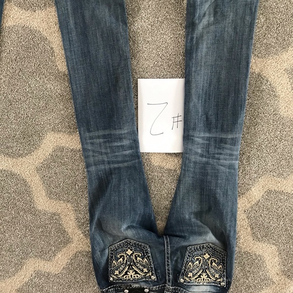 Miss Me like new. Worn twice. 27 X 32. Boot cut. - Picture 2 of 2